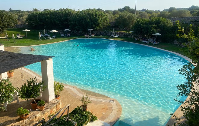 Masseria Cervarolo pool